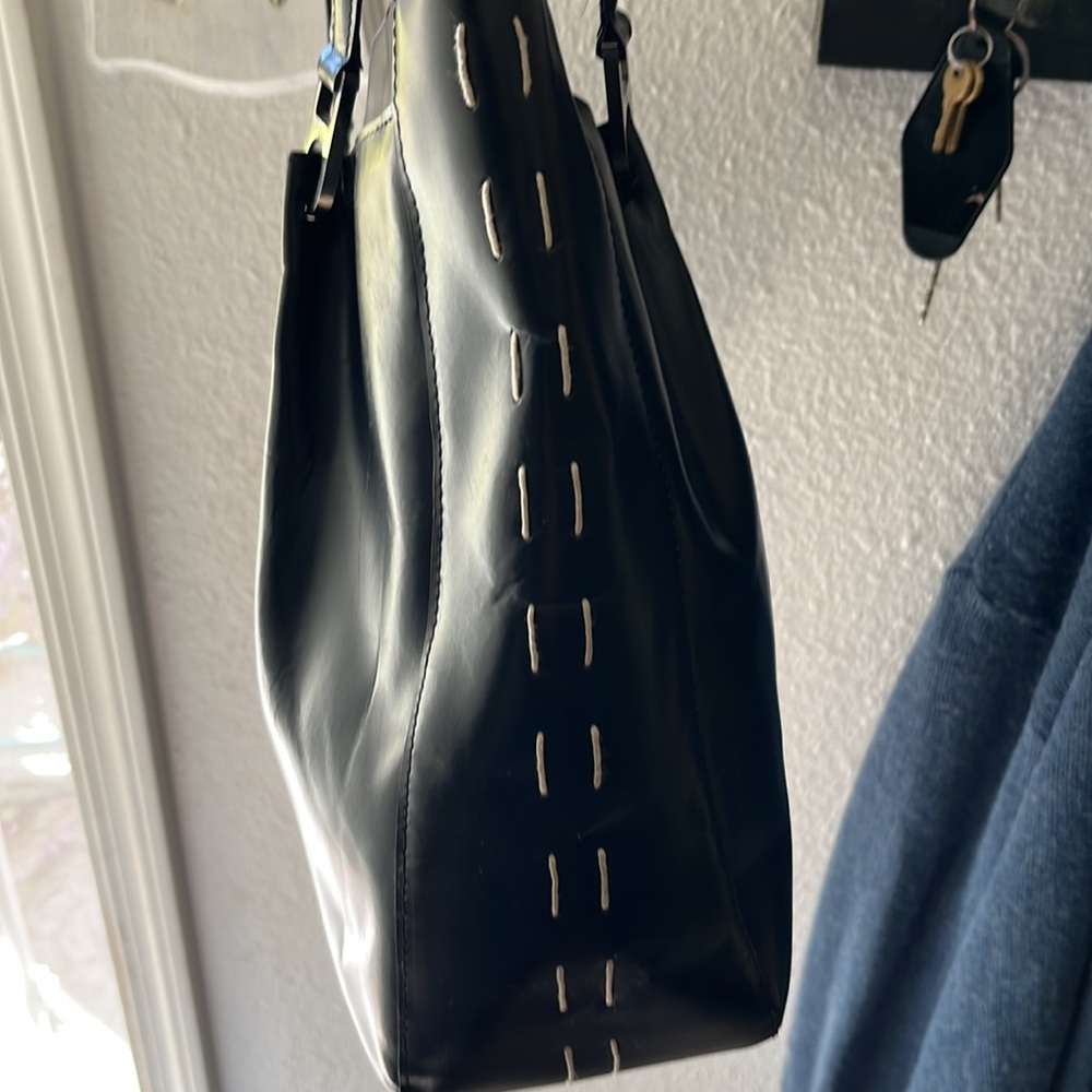 Salvatore Ferragamo Gancini leather patent look vintage tote stunner - Picture 9 of 11